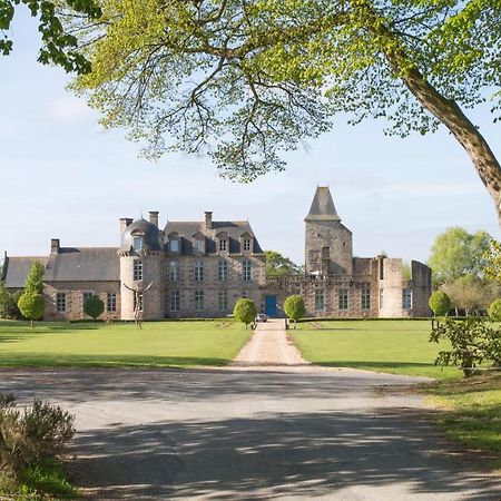 Chateau Du Bois-Guy Golf Parigné Exterior photo