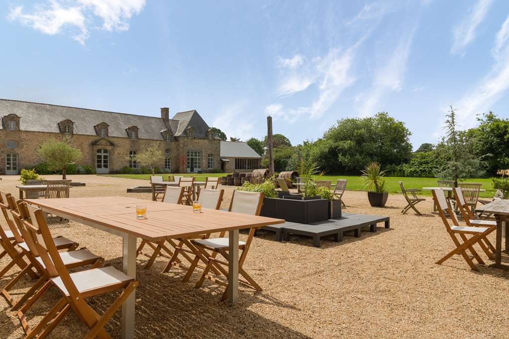 Chateau Du Bois-Guy Golf Parigné Exterior photo