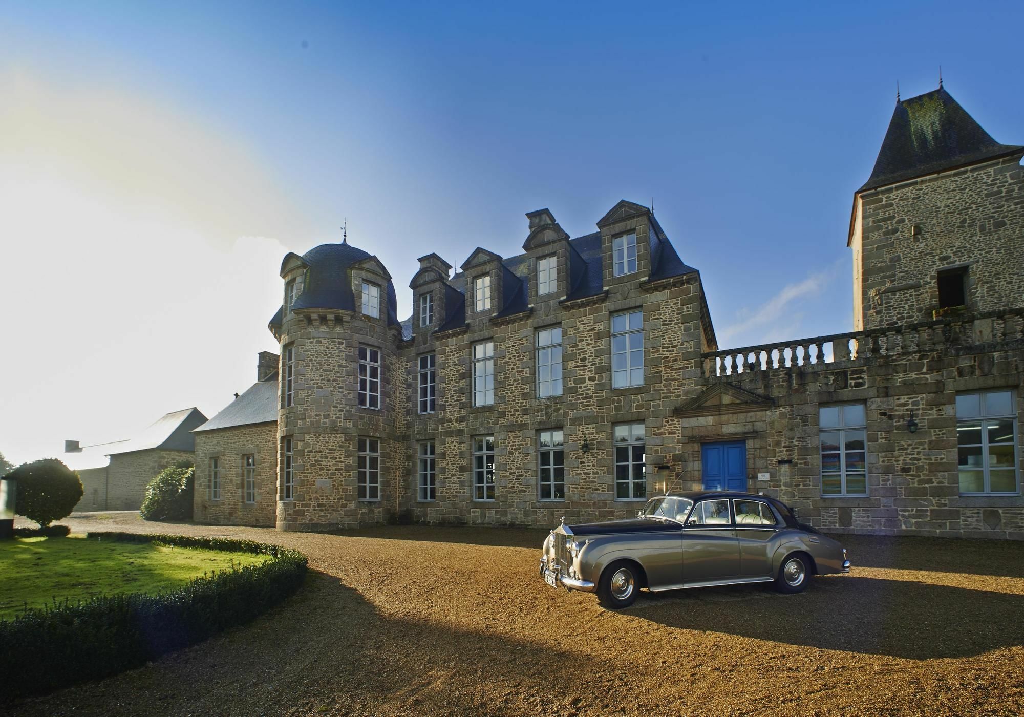 Chateau Du Bois-Guy Golf Parigné Exterior photo